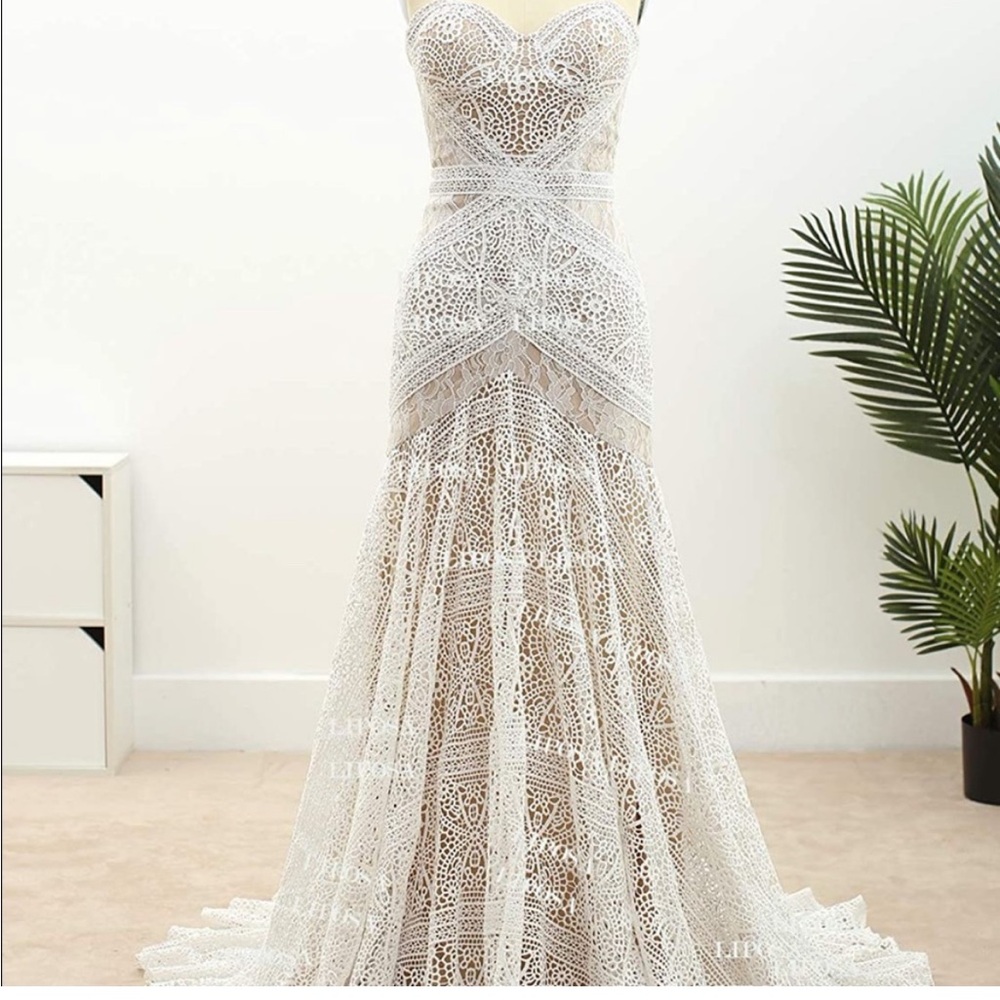 Women’s Bohemian Mermaid Style Wedding Dress Corset Back Size 12 NWT